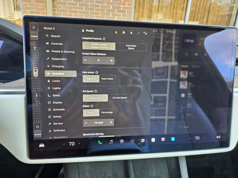 Used 2022 Tesla Model X image 51