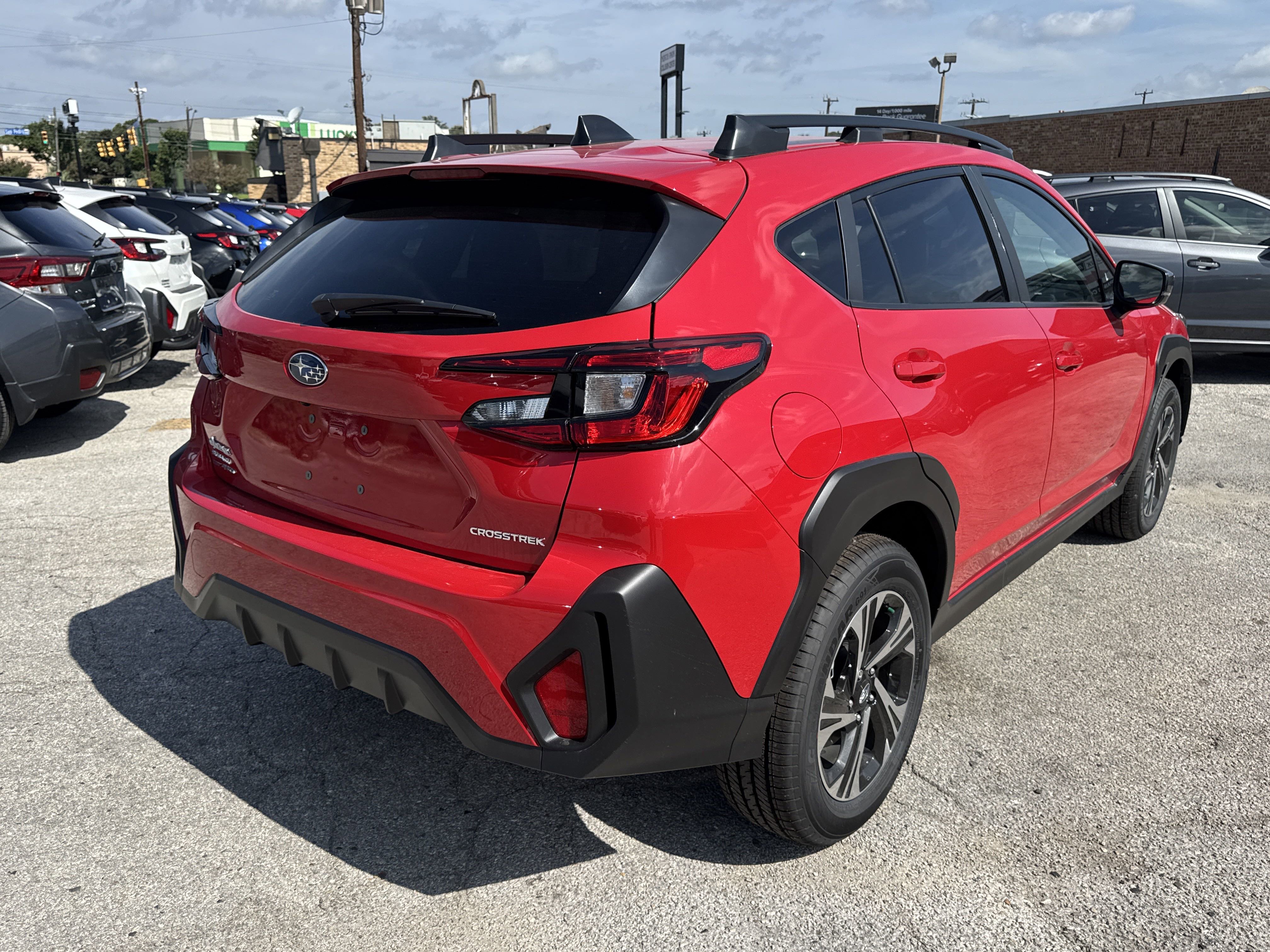 Certified 2025 Subaru Crosstrek 2.0i Premium image 3