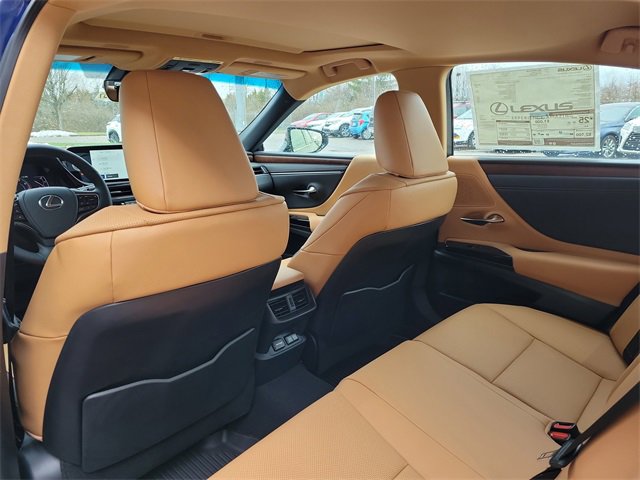 New 2025 Lexus ES 350 w/ Premium Package image 13