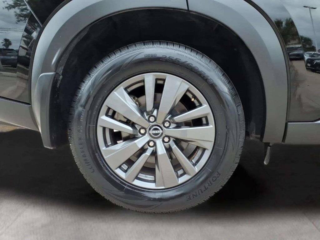 Used 2023 Nissan Pathfinder SV w/ Black Appearance Package image 20