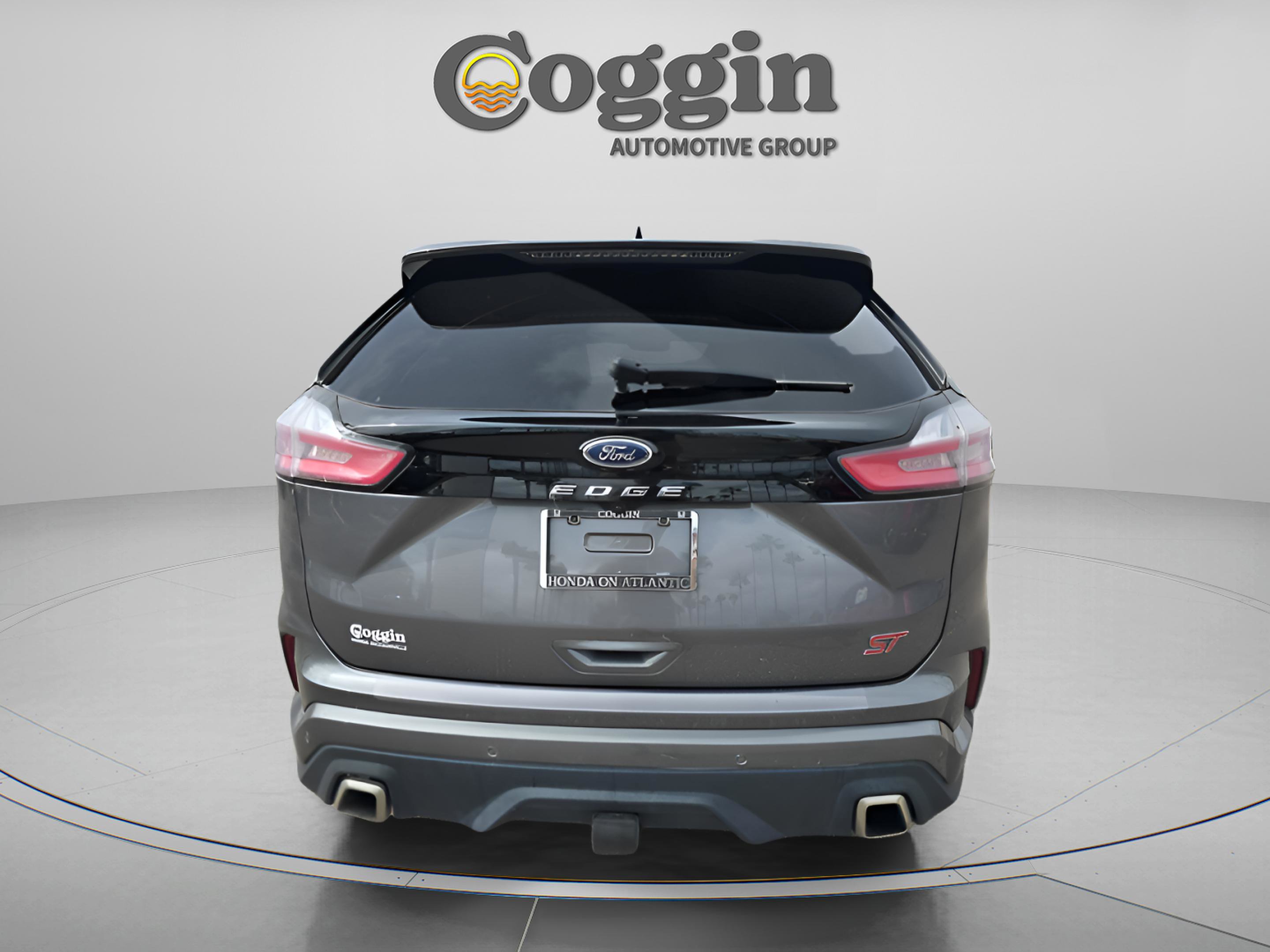 Used 2024 Ford Edge ST w/ Cold Weather Package image 3