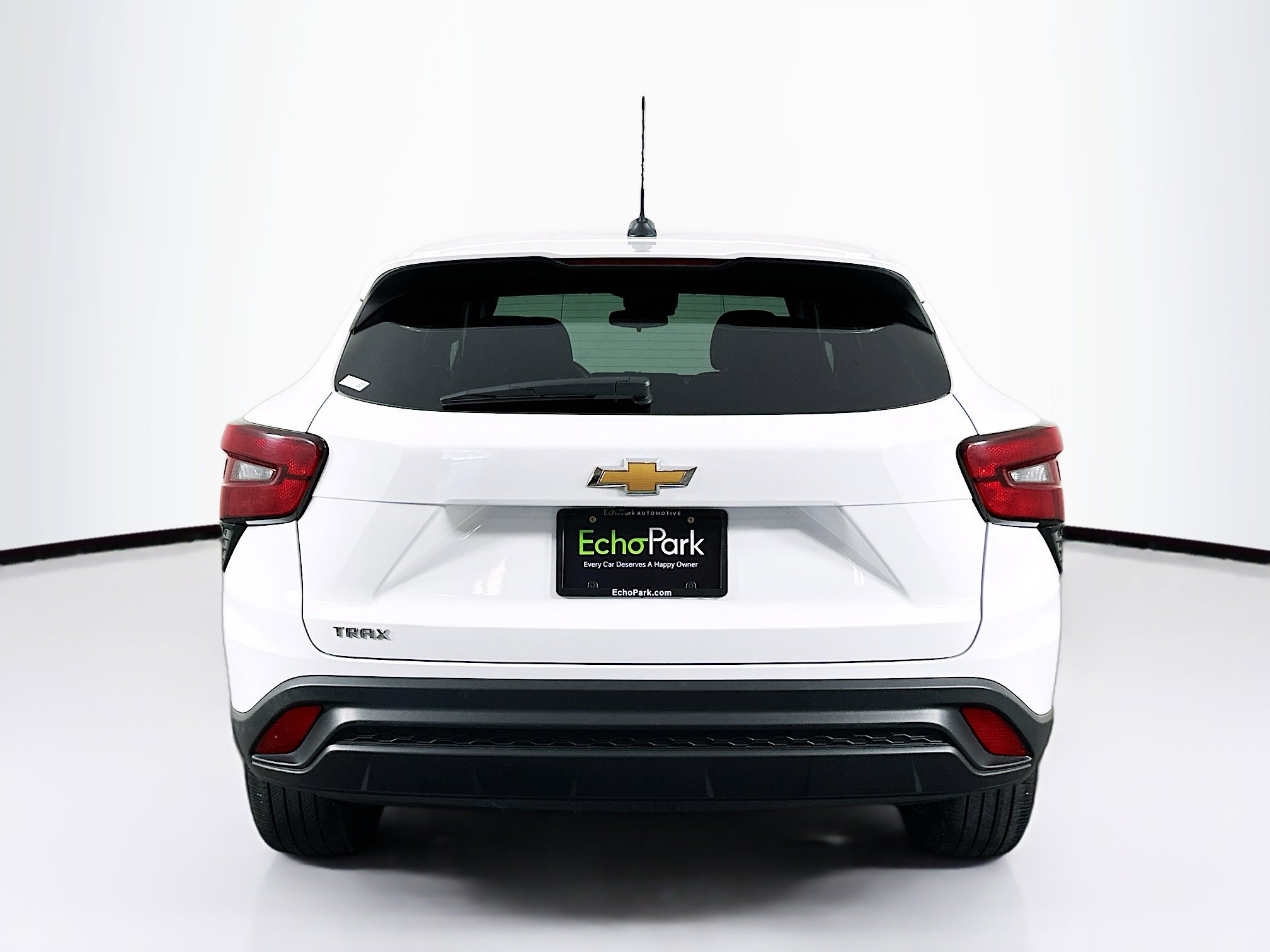 Used 2024 Chevrolet Trax LS FWD image 7