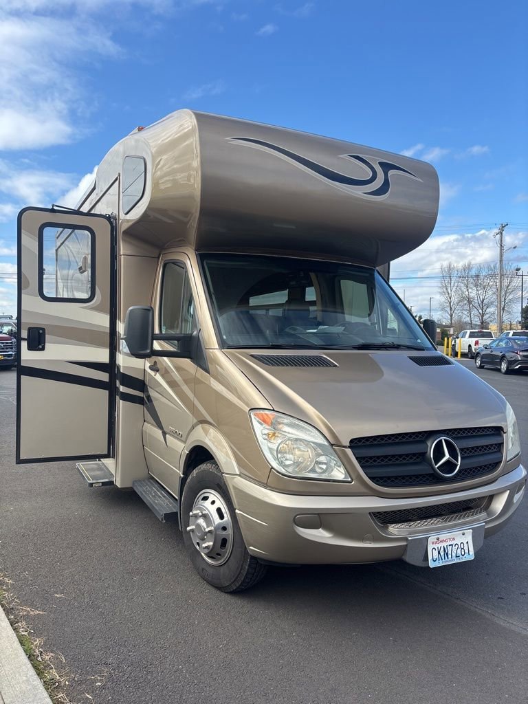 Used 2008 Dodge Sprinter 3500 image 3