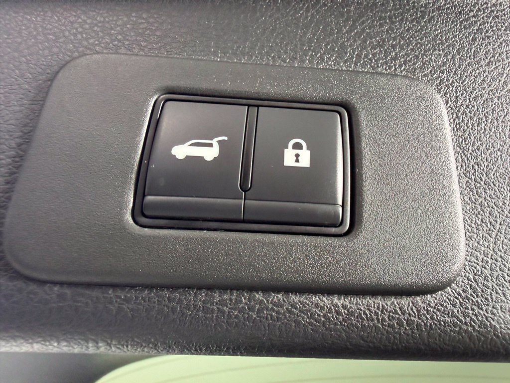Used 2025 Nissan Murano SV AWD/4WD image 20