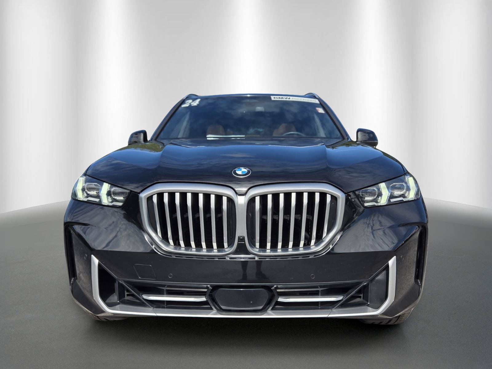 Used 2024 BMW X5 sDrive40i w/ Executive Package RWD image 2