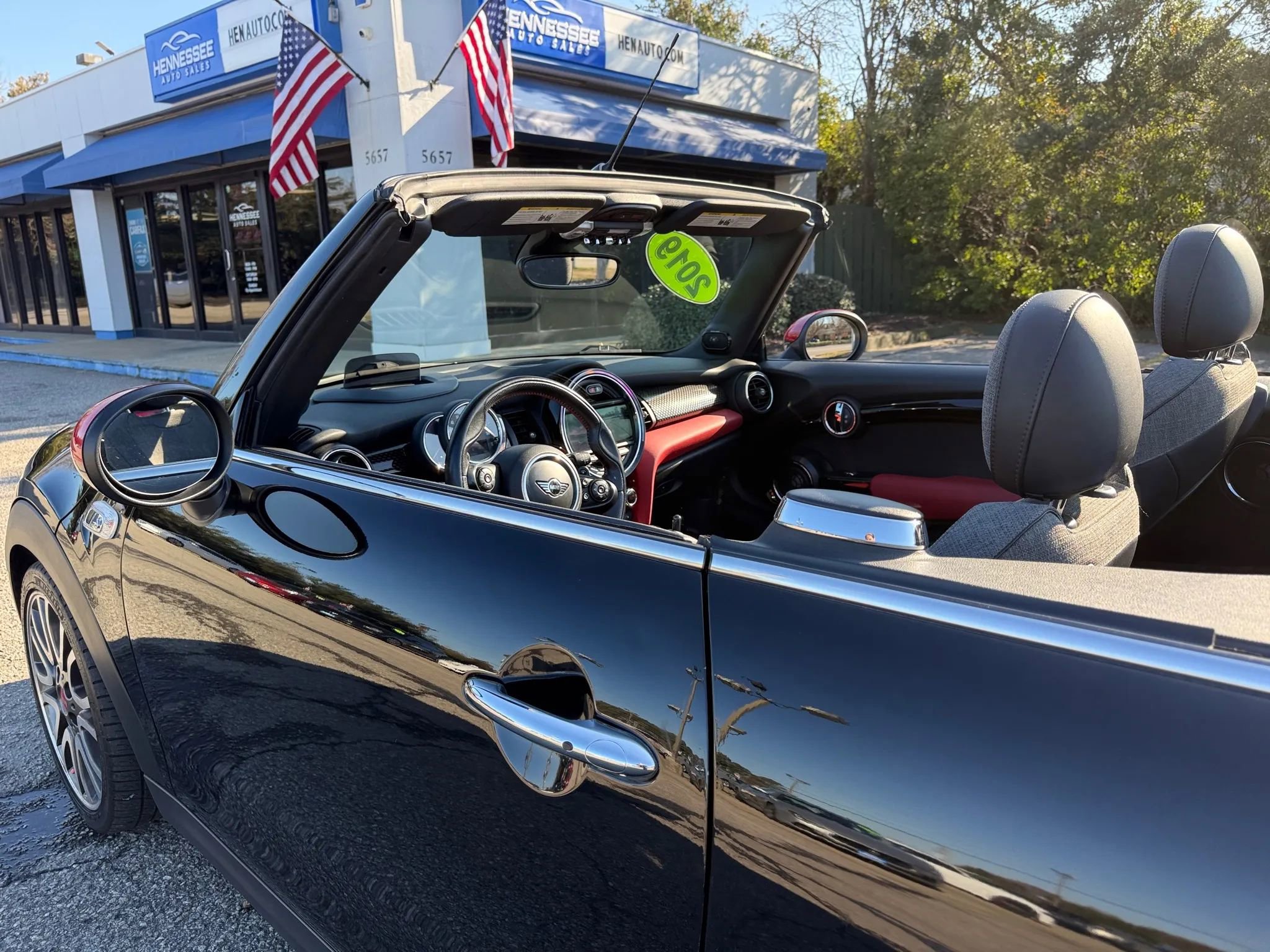 Used 2019 MINI Cooper S image 24