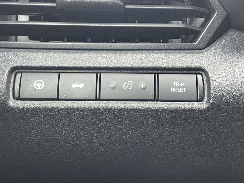 Used 2023 Nissan Altima 2.5 SL FWD image 29