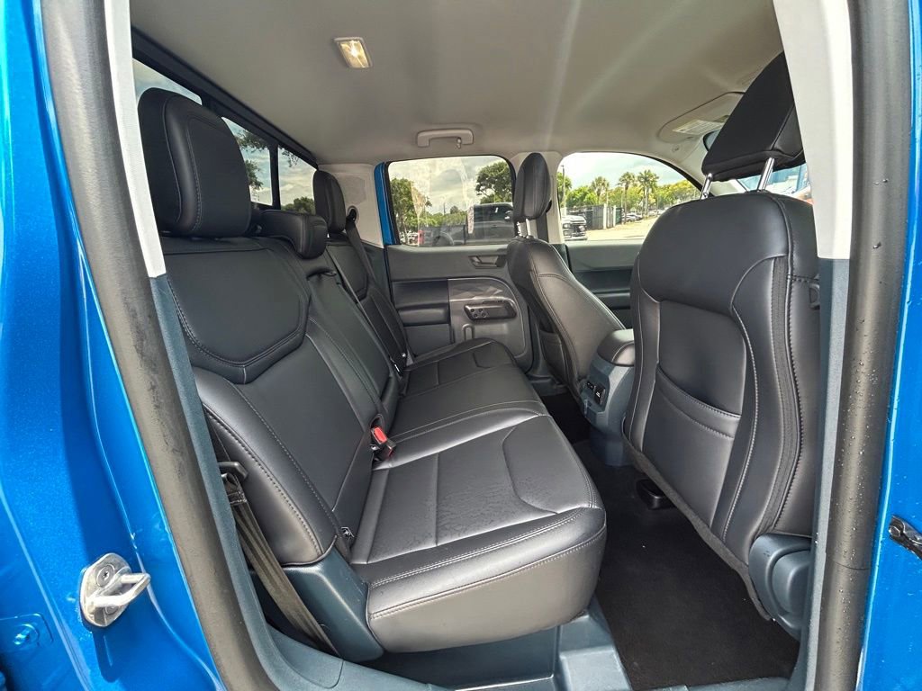 Used 2025 Ford Maverick Lariat w/ Black Appearance Package AWD/4WD image 30