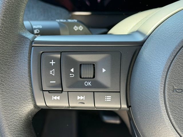 New 2026 Nissan Kicks SV w/ Cold Weather Package FWD image 12