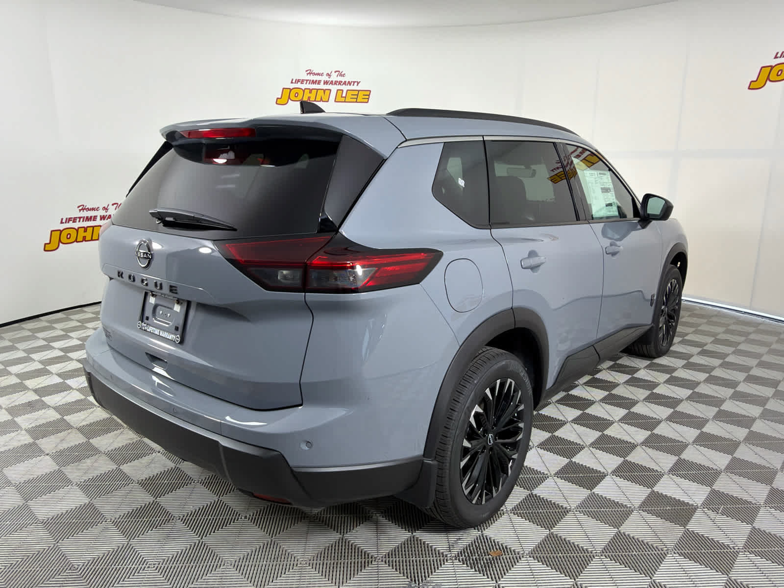 New 2026 Nissan Rogue Dark Armor FWD image 6