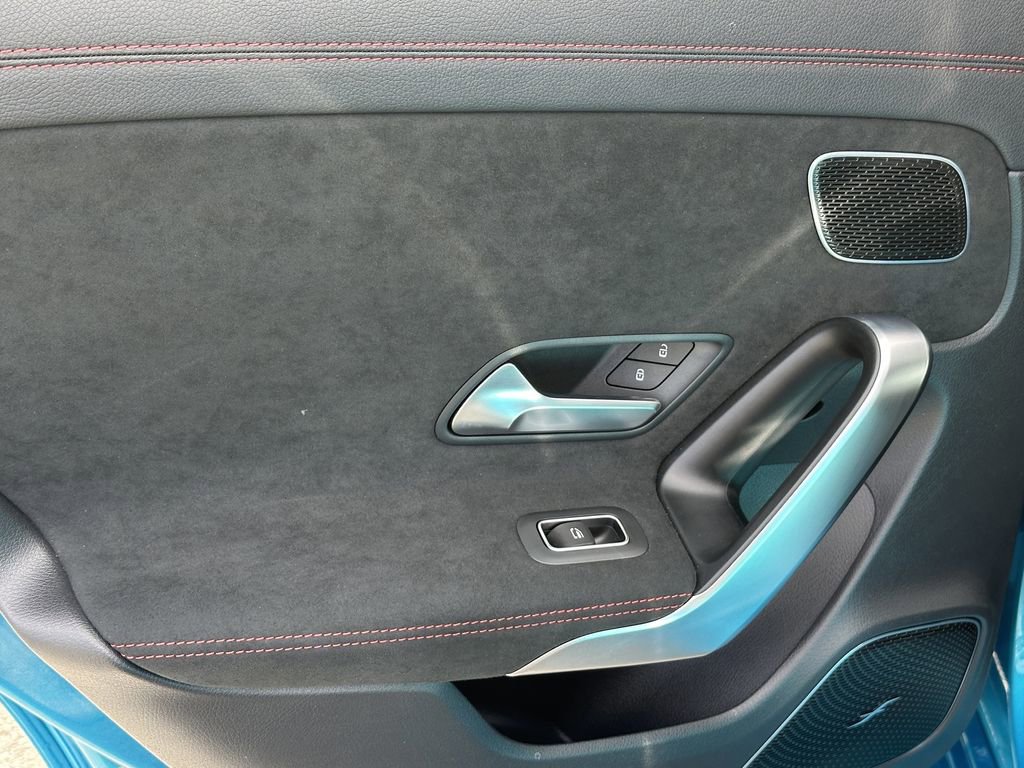 Certified 2025 Mercedes-Benz CLA 250 4MATIC image 24