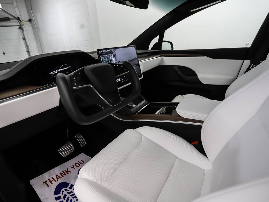 Used 2023 Tesla Model X AWD/4WD image 10