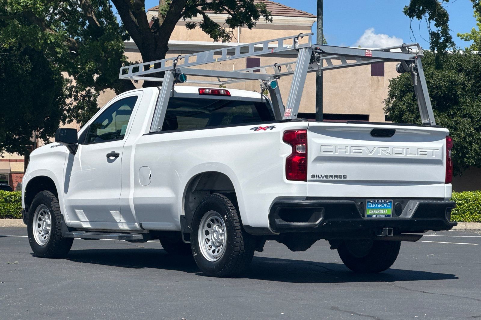 Used 2022 Chevrolet Silverado 1500 W/T w/ WT Value Package AWD/4WD image 5