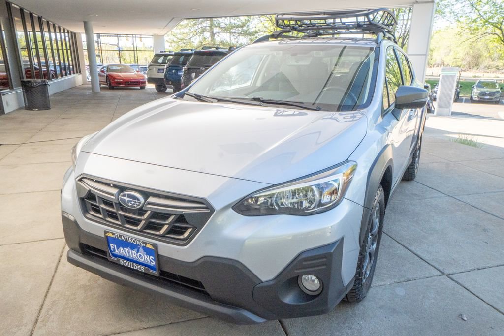 Used 2022 Subaru Crosstrek 2.5i Sport w/ Moonroof Package image 3