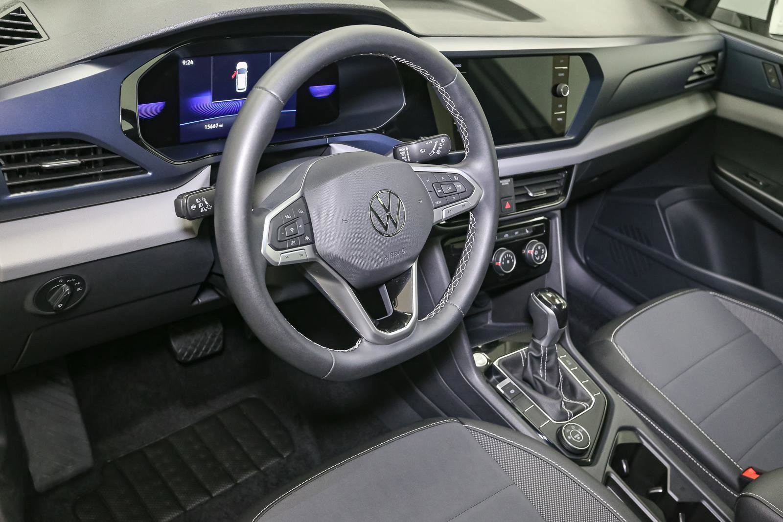 Certified 2023 Volkswagen Taos SE w/ Panoramic Sunroof Package AWD/4WD image 27