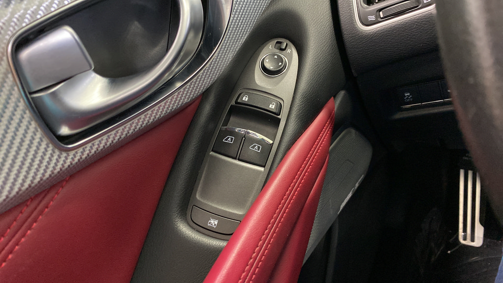 Used 2017 INFINITI Q60 Red Sport 400 AWD/4WD image 21