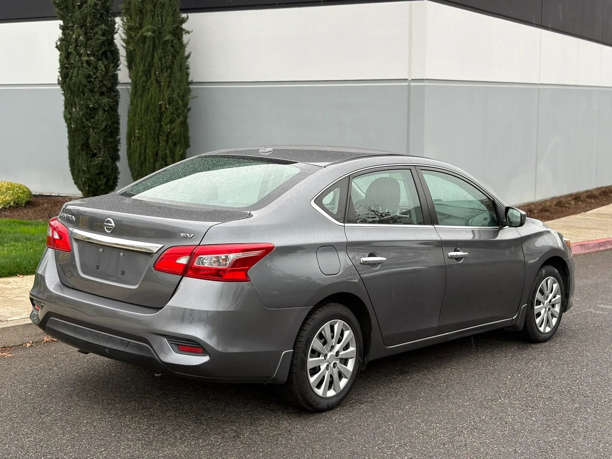 Used 2016 Nissan Sentra SV image 6