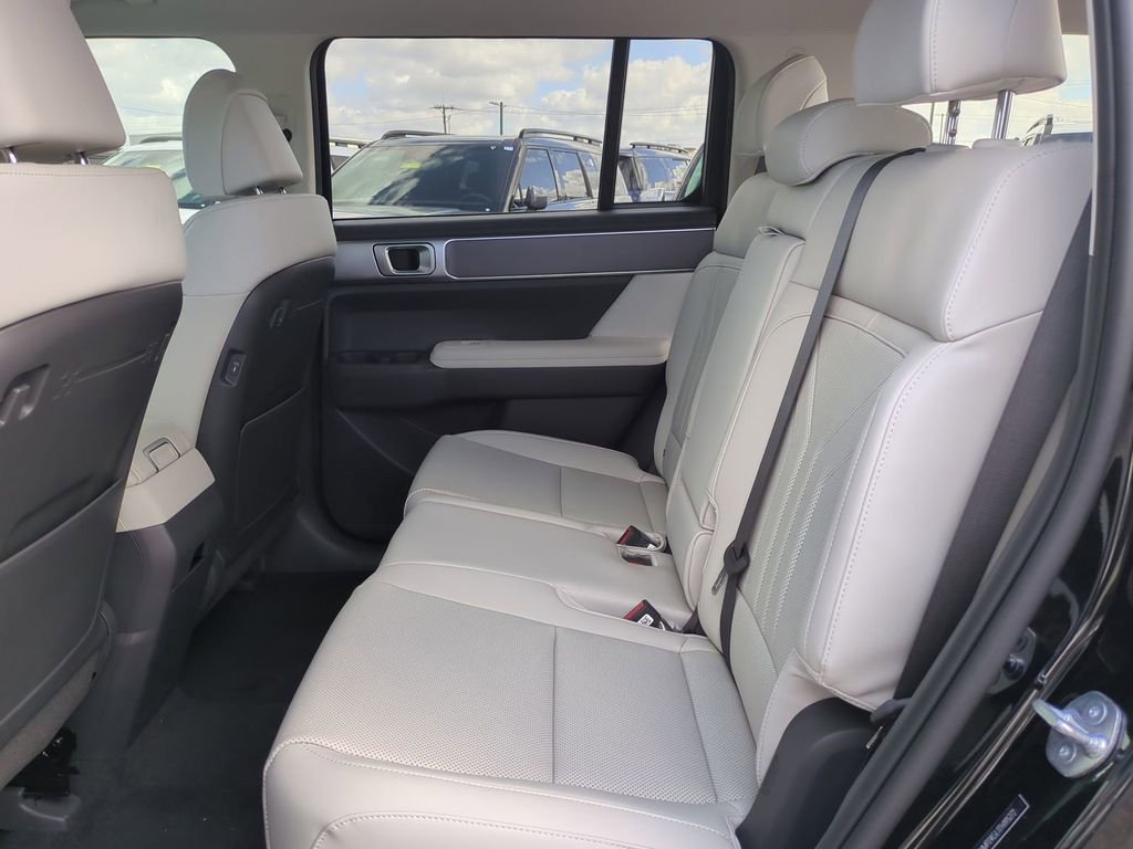 New 2026 Hyundai Santa Fe SEL image 16