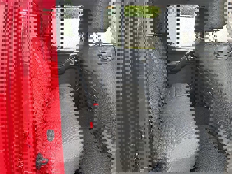 Used 2007 Nissan Frontier NISMO image 38