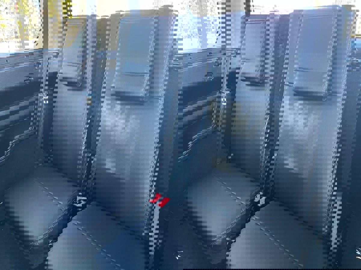 Used 2013 Land Rover LR4 HSE image 49