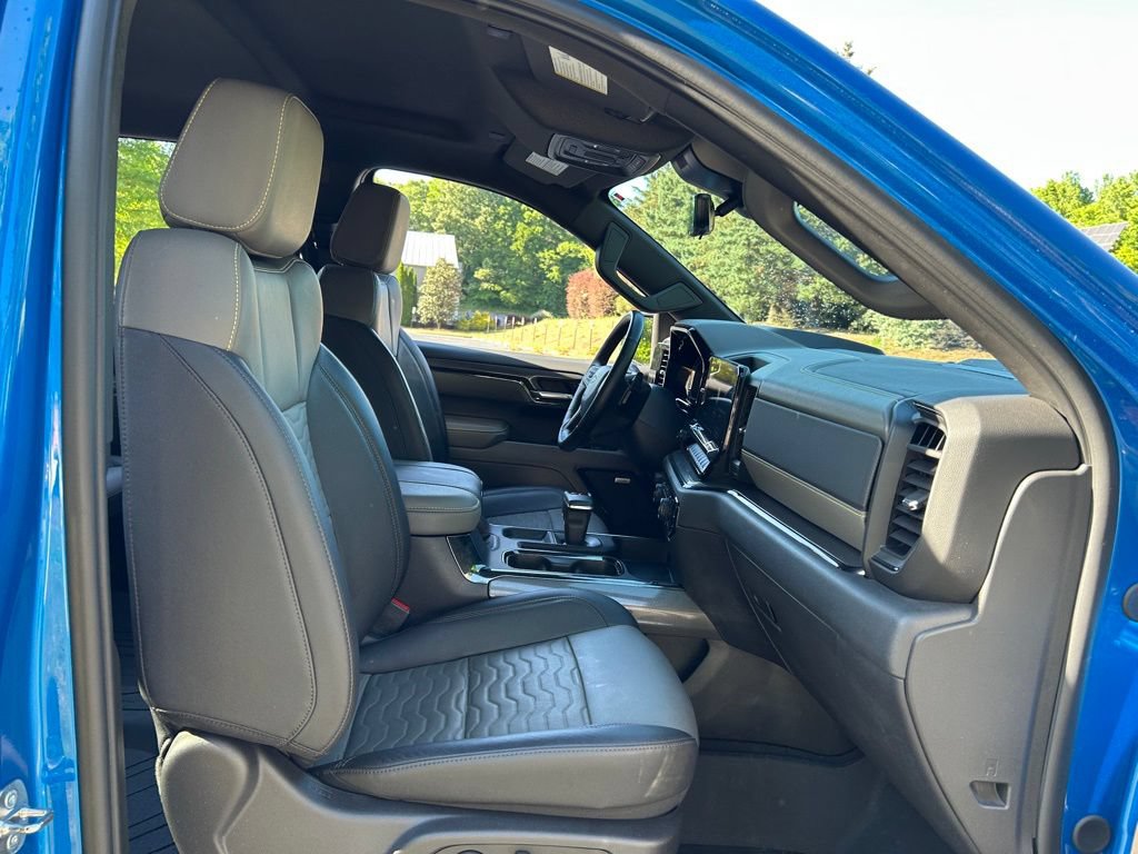 Used 2024 Chevrolet Silverado 1500 ZR2 w/ Technology Package AWD/4WD image 57