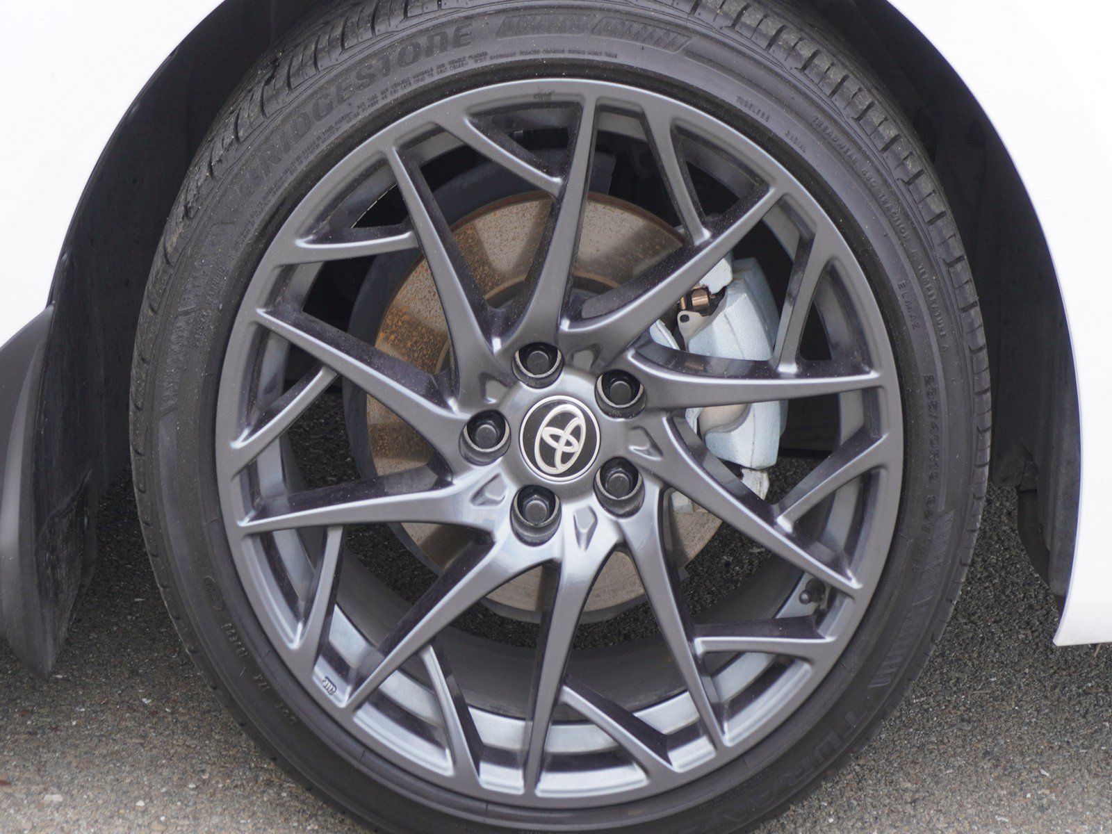 Used 2025 Toyota Camry SE AWD/4WD image 5