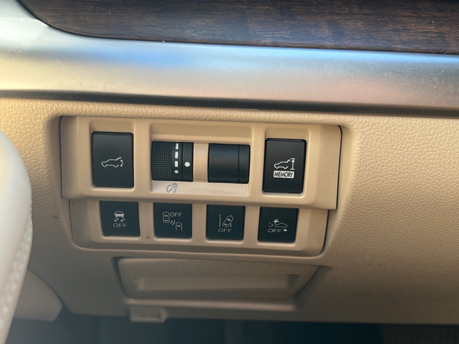 Used 2018 Subaru Outback 2.5i Limited AWD/4WD image 26