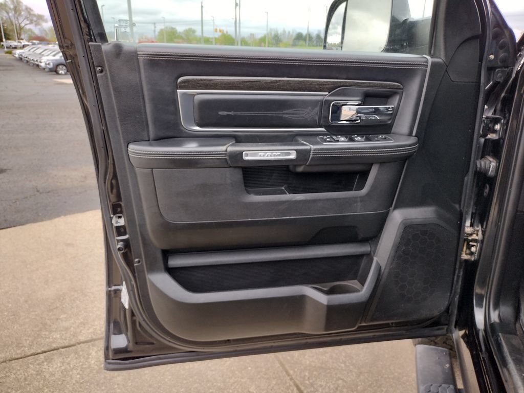 Used 2017 RAM 1500 Limited AWD/4WD image 28