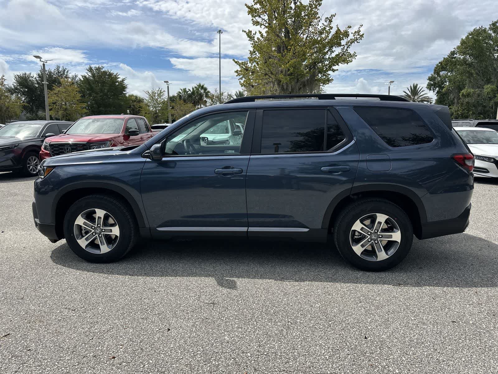 New 2026 Honda Pilot EX-L image 3