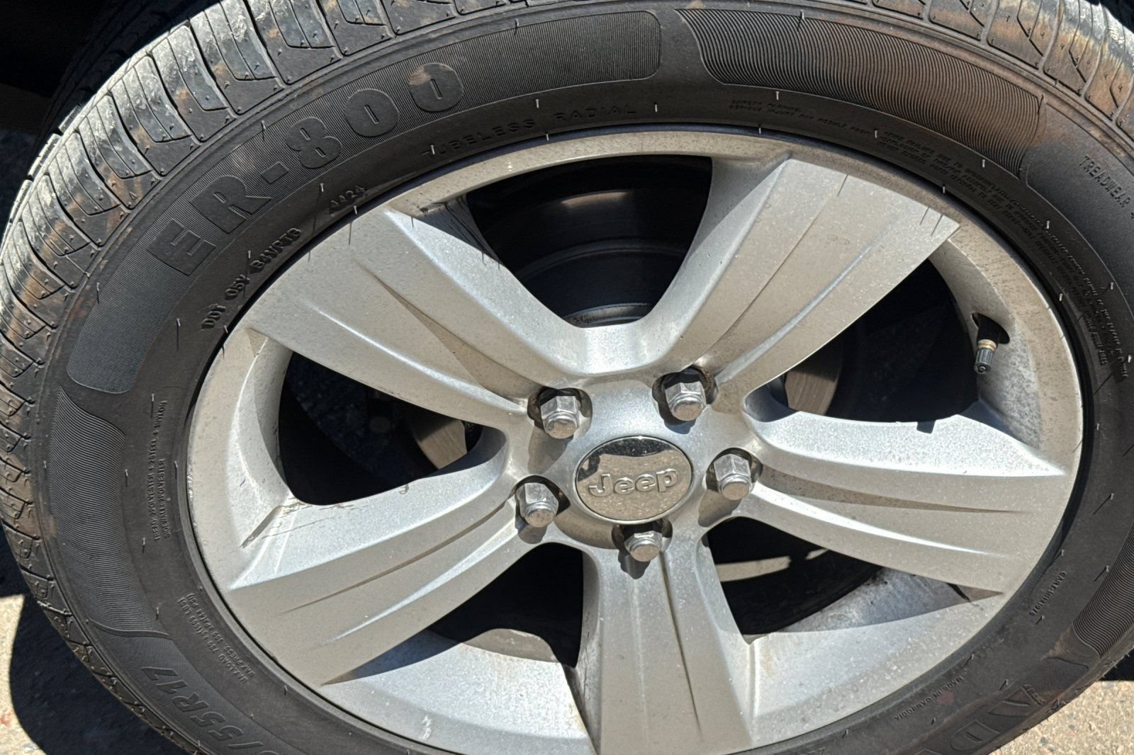 Used 2013 Jeep Patriot Latitude AWD/4WD image 3
