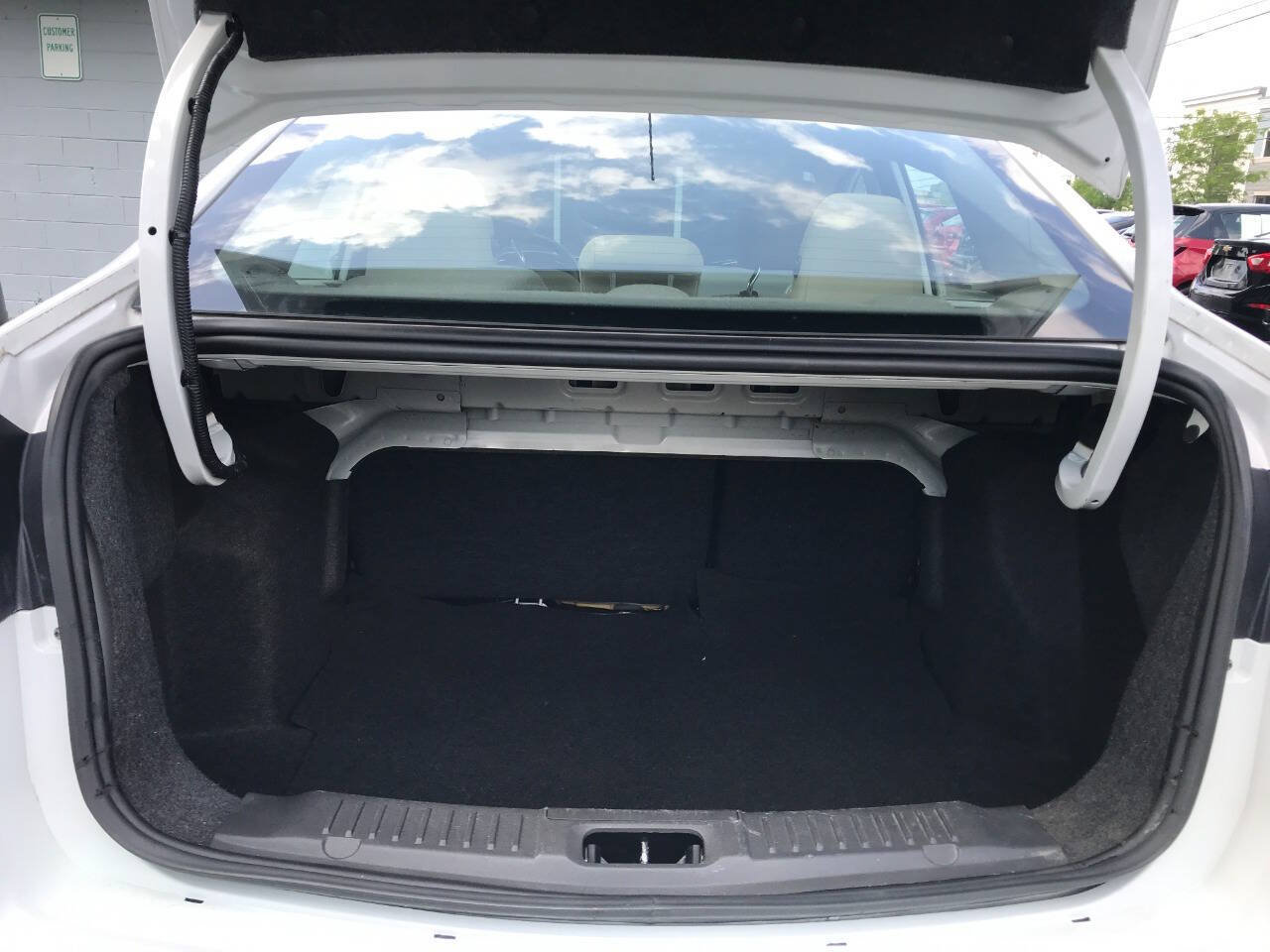 Used 2018 Ford Fiesta SE FWD image 13