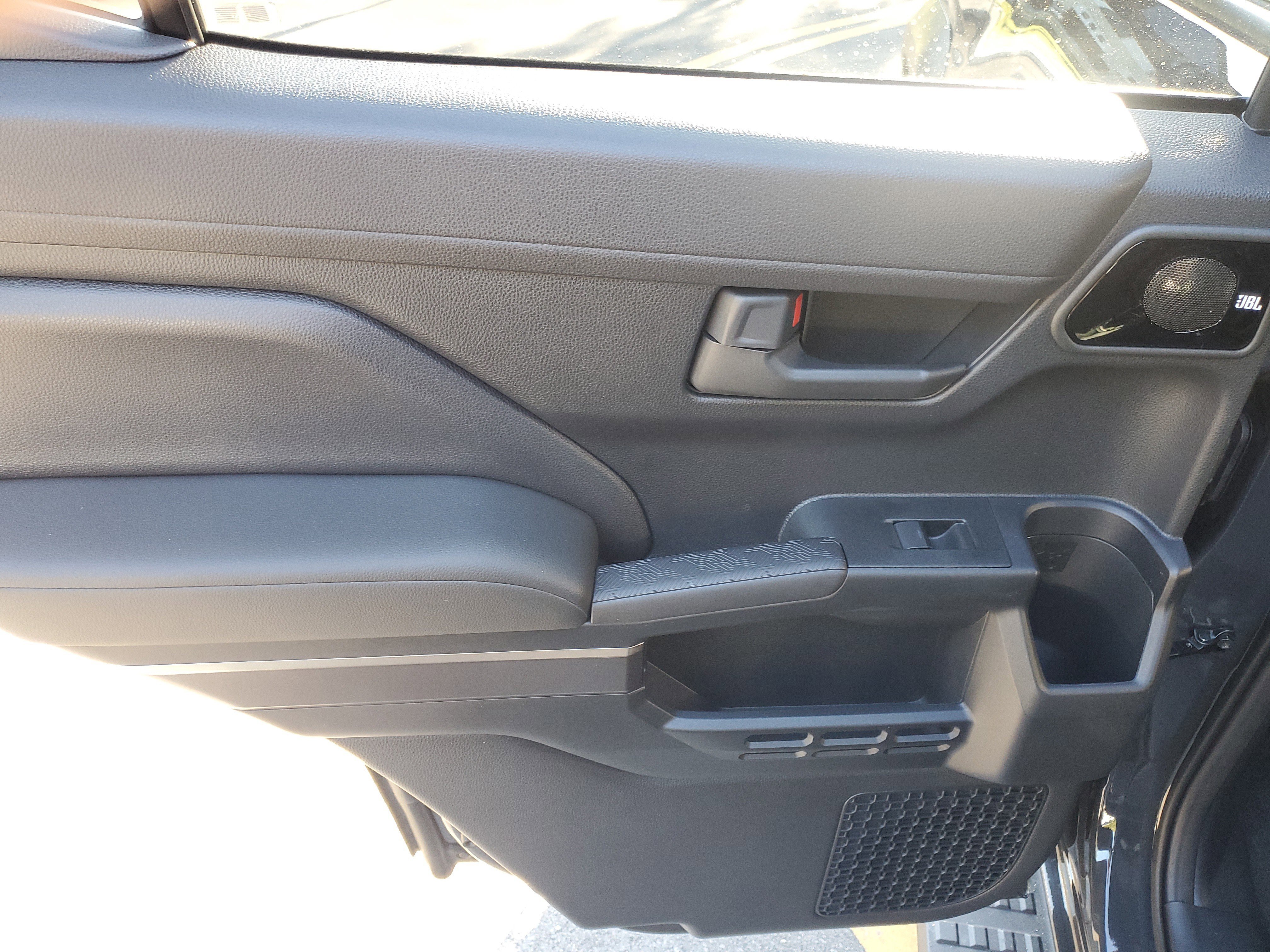 Used 2025 Toyota 4Runner TRD Off-Road Premium image 14