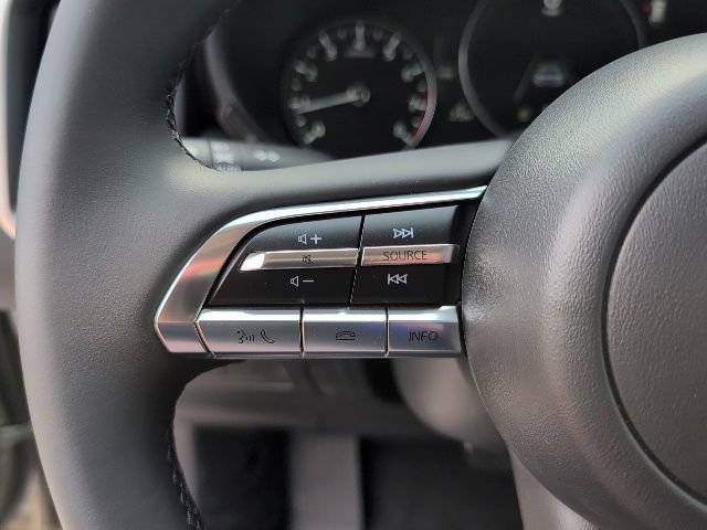 Used 2026 MAZDA CX-50 Meridian Edition w/ Weather Package AWD/4WD image 19