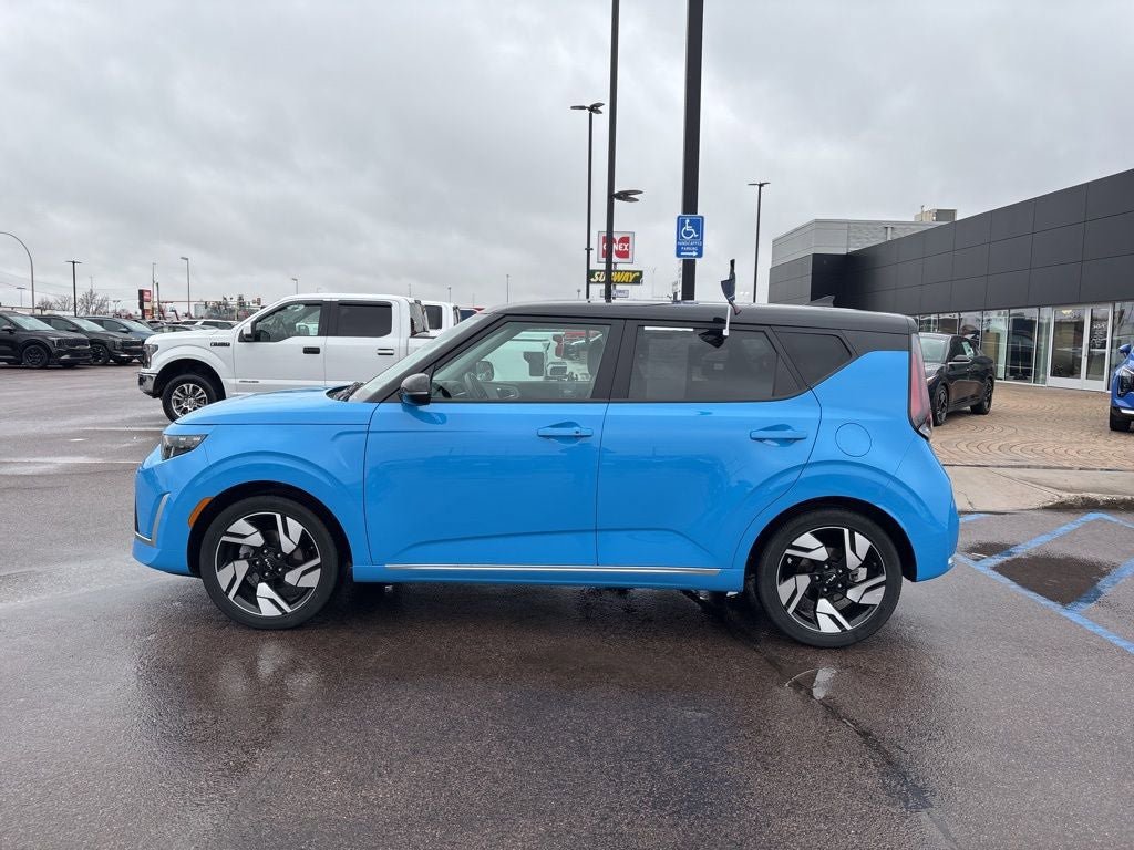 Used 2023 Kia Soul GT-Line FWD image 8