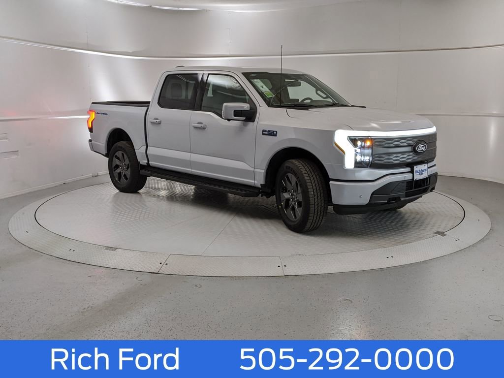 New 2025 Ford F150 Lightning Lariat