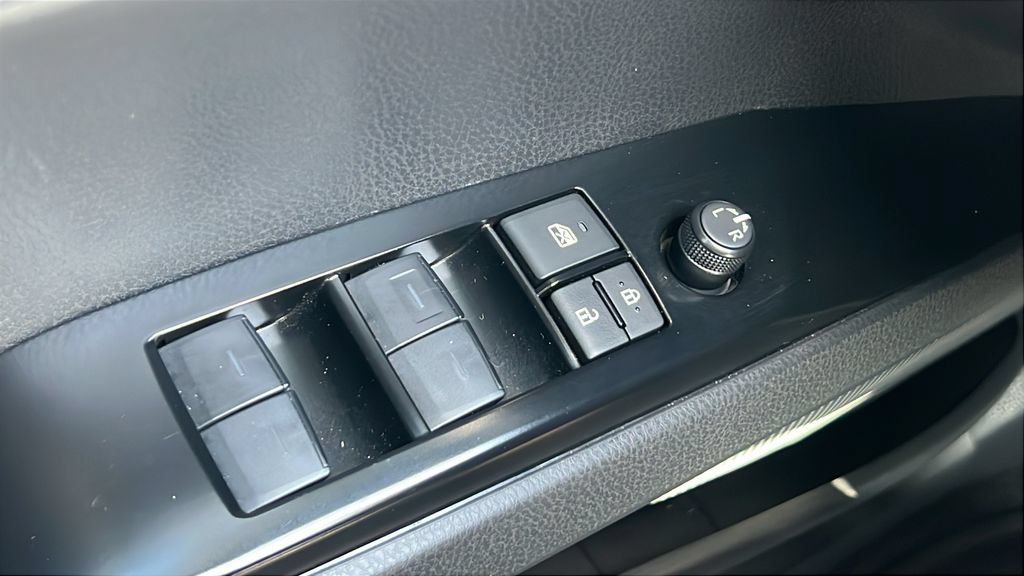 Used 2026 Toyota Camry SE FWD image 18