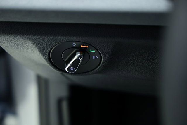 New 2025 Volkswagen Jetta SE image 27