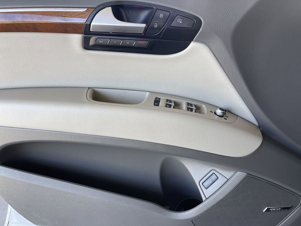 Used 2015 Audi Q7 3.0T Premium Plus image 22