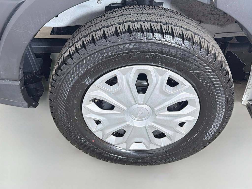 Used 2025 Ford Transit 250 Low Roof w/ Exterior Upgrade Package RWD image 15