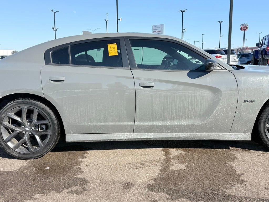 Used 2023 Dodge Charger R/T w/ Blacktop Package image 10