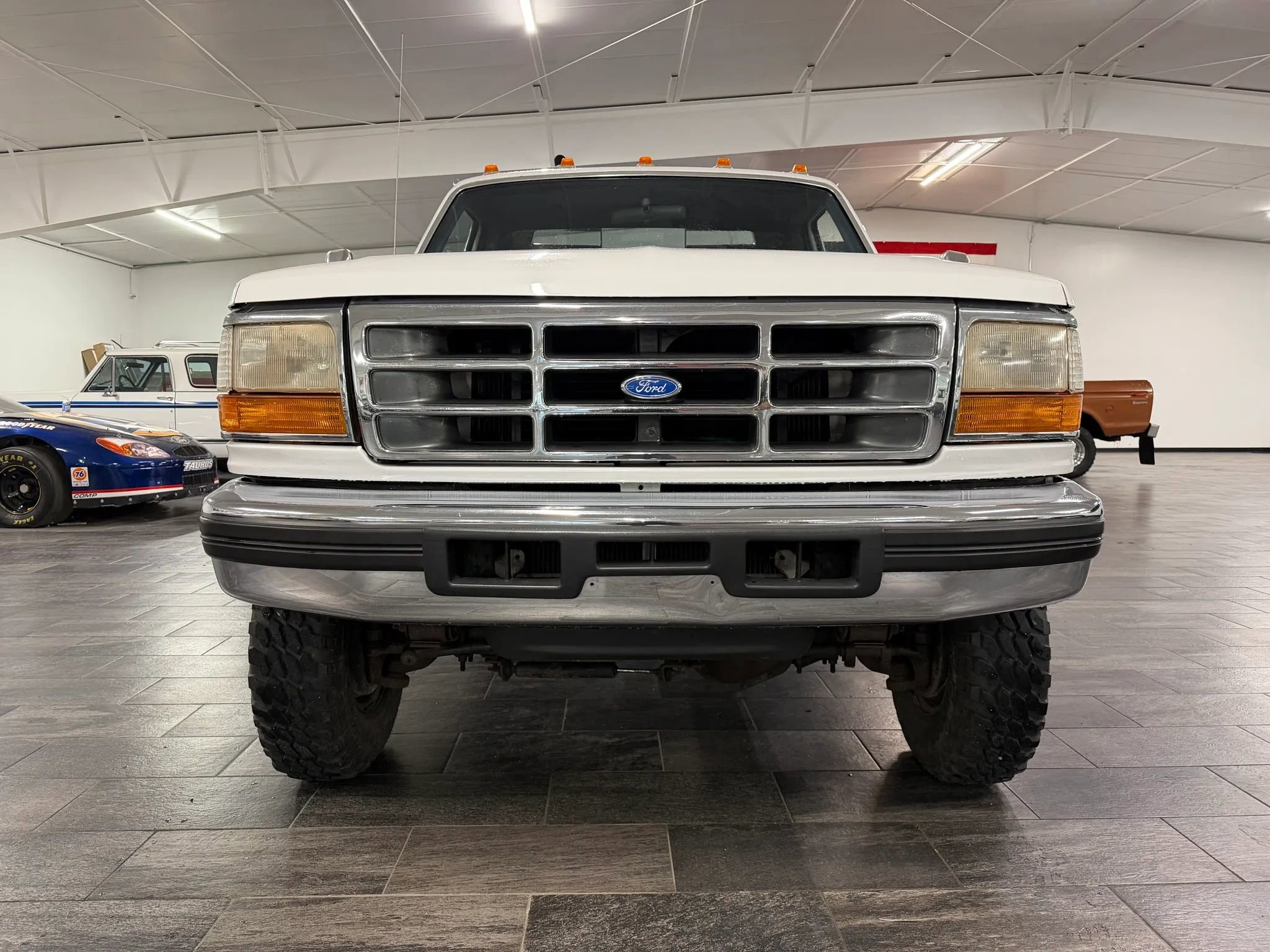 Used 1997 Ford F350 4x4 Regular Cab image 3