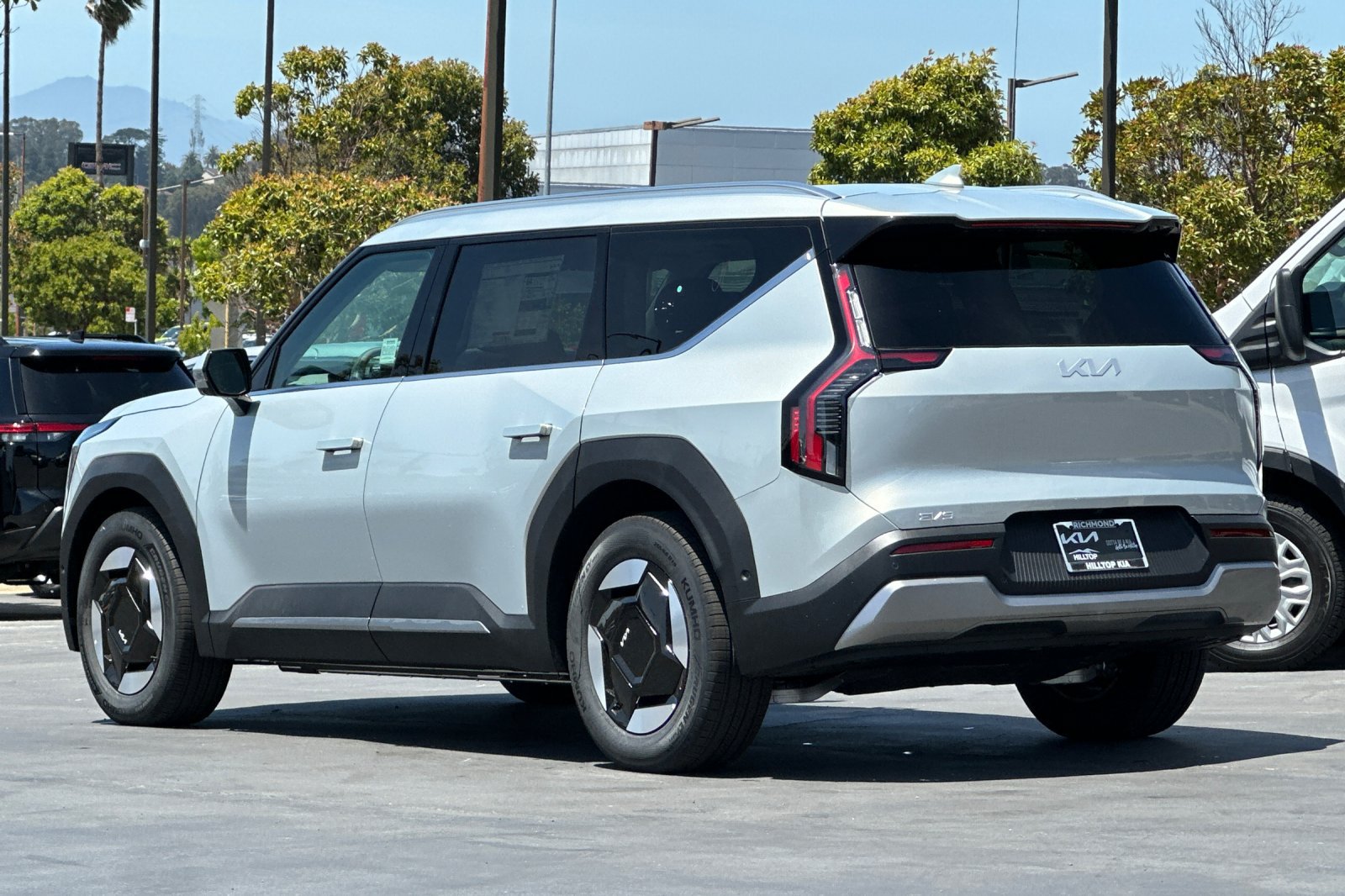 New 2026 Kia EV9 Wind AWD/4WD image 6