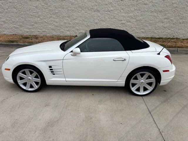 Used 2005 Chrysler Crossfire Limited image 19