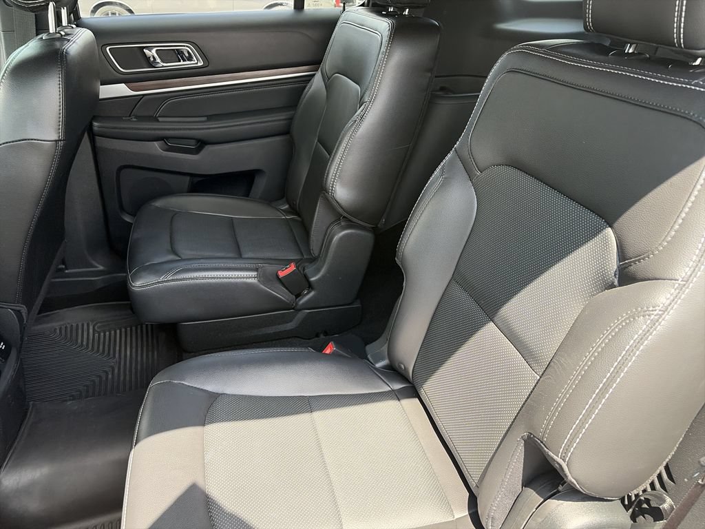 Used 2018 Ford Explorer Limited FWD image 30