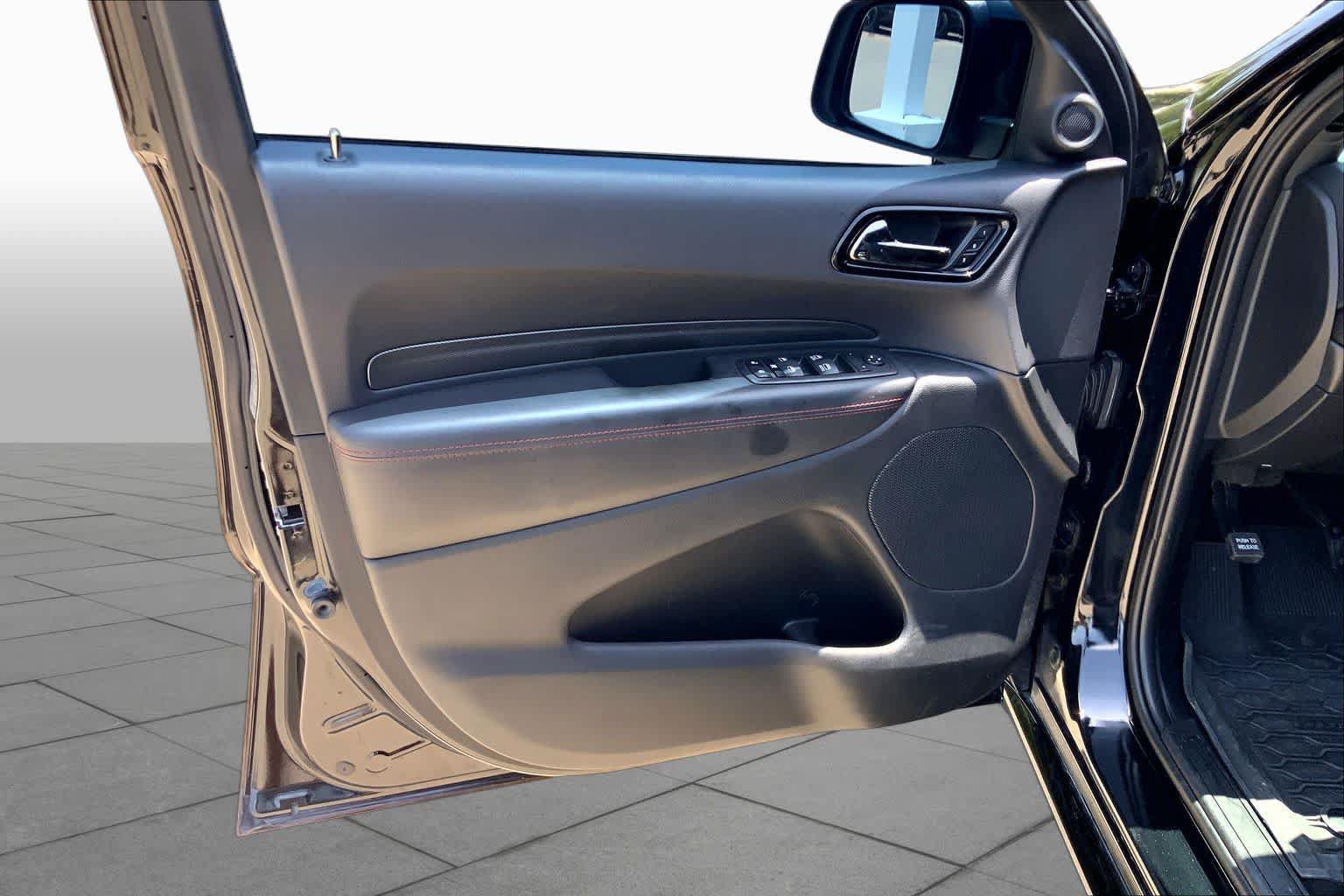 Used 2023 Dodge Durango GT RWD image 22