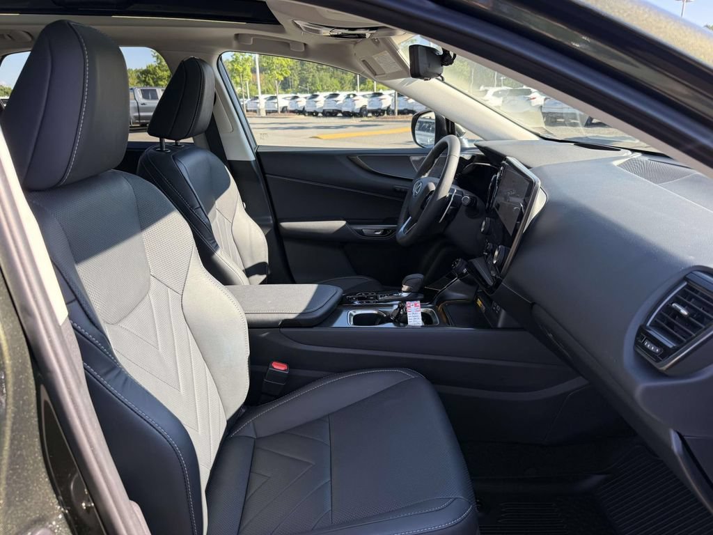 Used 2025 Lexus NX 350 AWD w/ Rear Seat Package image 15