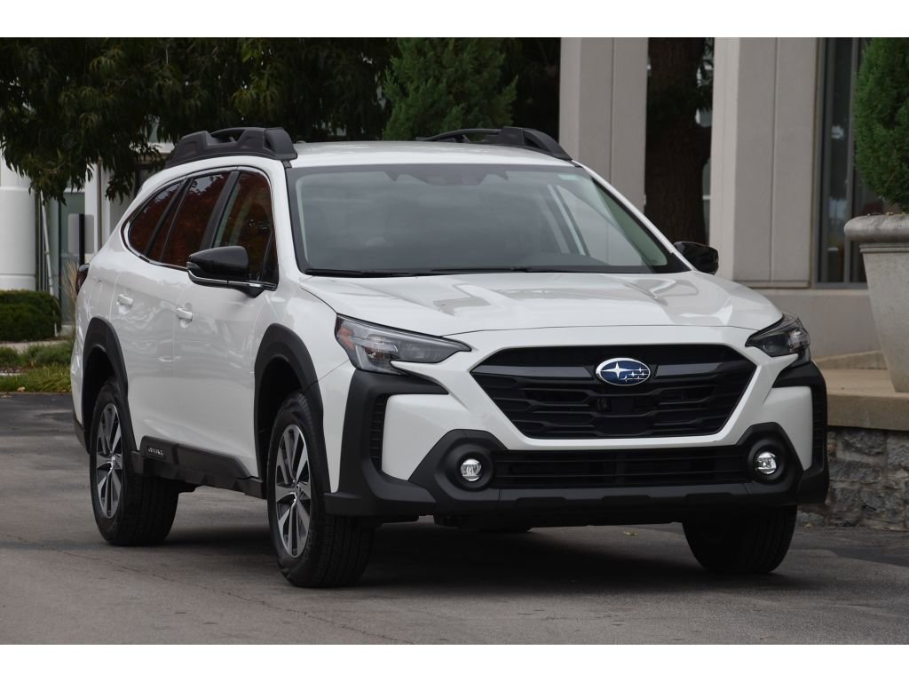 Certified 2025 Subaru Outback Premium image 2