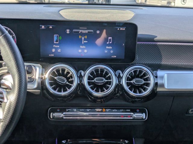 Used 2025 Mercedes-Benz GLB 35 AMG 4MATIC image 16