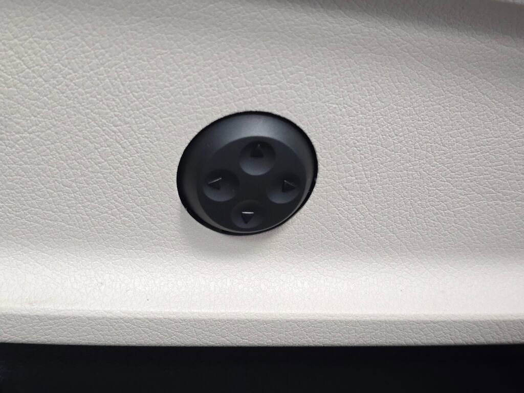 New 2026 Mercedes-Benz GLB 250 4MATIC image 24