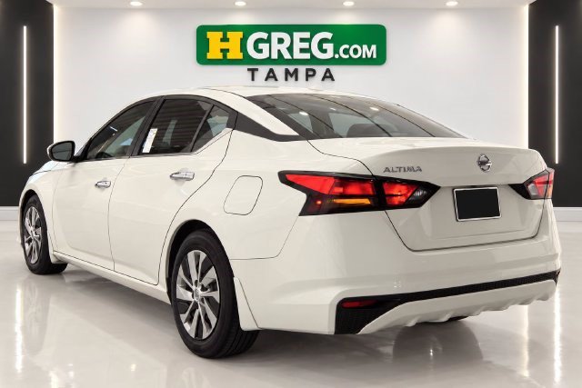 Used 2020 Nissan Altima 2.5 S FWD image 2